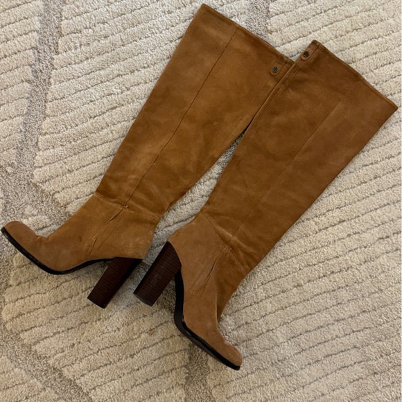 Sam Edelman Shoes - Sam Edelman Victoria Golden Carmel Suede Boots size 7.5